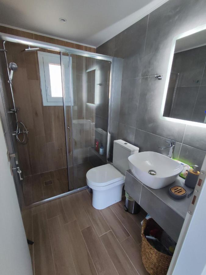 Evilenia Luxury Apartments Каламата Екстериор снимка